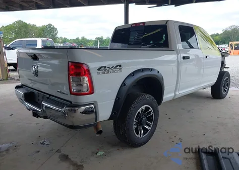 2019 Ram 2500 Tradesman 4X4 6'4 Box z USA, uszkodzony, nr VIN 3C6UR5CL7KG669110